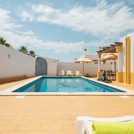 Algarhb Villa *