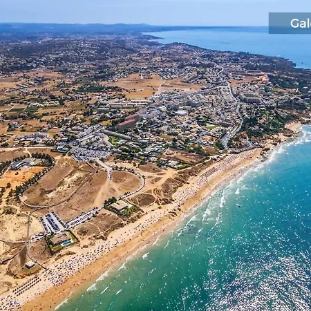 Algarhb Βίλα *